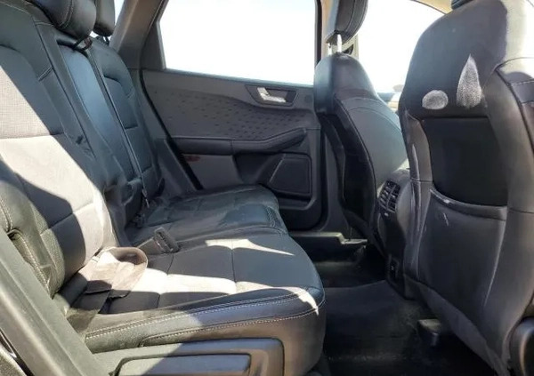 Ford Escape cena 59900 przebieg: 78283, rok produkcji 2020 z Busko-Zdrój małe 92